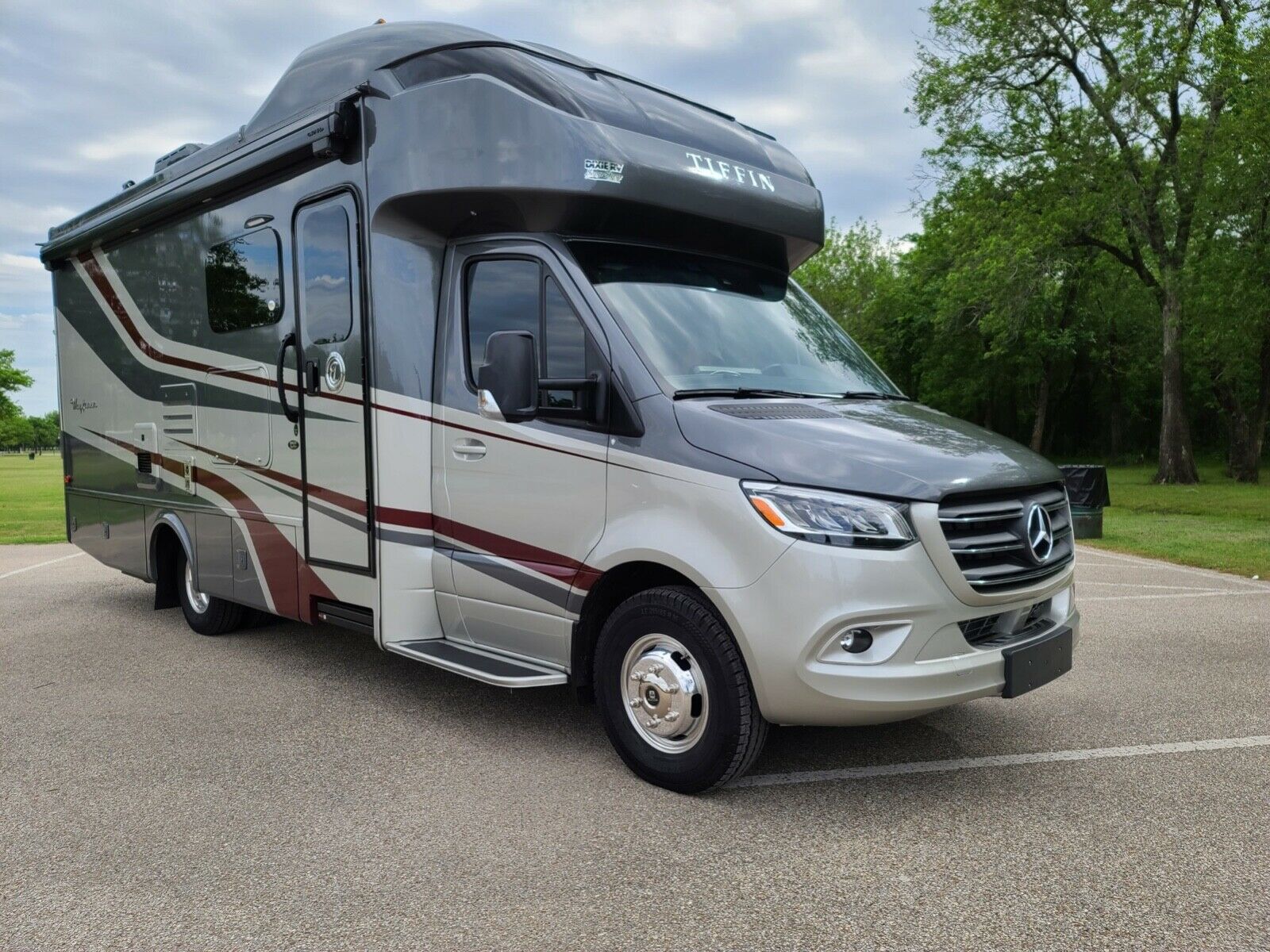 2020 Tiffin Wayfarer Class C Motorhome, Mercedes Sprinter Chassis